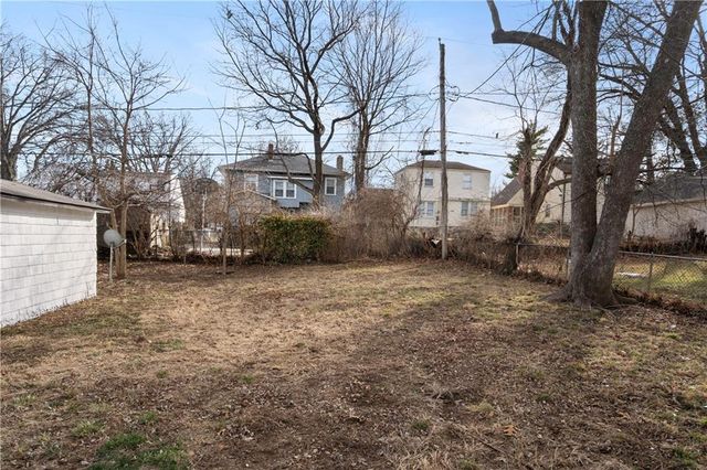 1421 E 77th Street, Kansas City, MO 64131