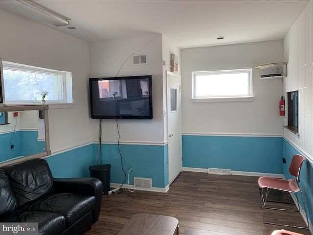 2809 RIVER AVE, Camden, NJ 08105