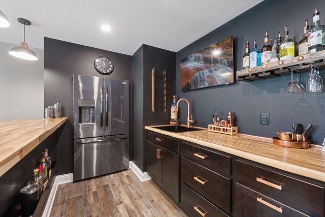 3747 Crane Island Court, Minnetrista, MN 55331