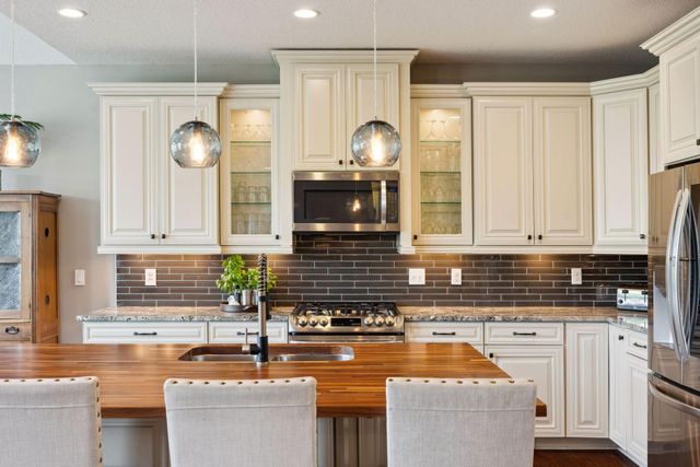 3747 Crane Island Court, Minnetrista, MN 55331
