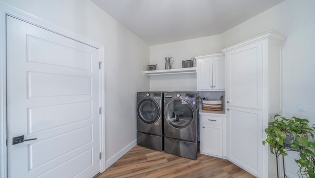 30397 S 567 Road 89, Monkey Island, OK 74331