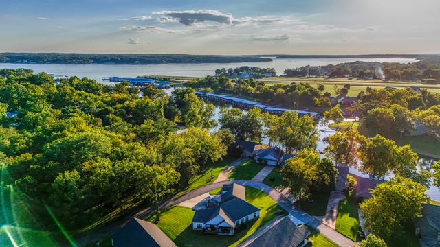 30397 S 567 Road 89, Monkey Island, OK 74331