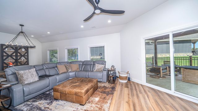 30397 S 567 Road 89, Monkey Island, OK 74331