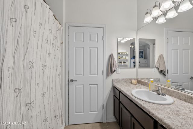 6376 E Laco Way, Tucson, AZ 85756