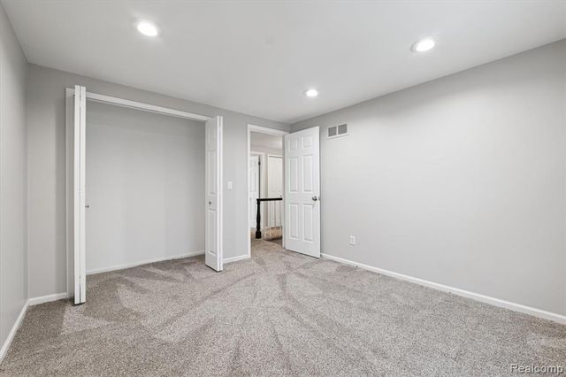 2728 Winter Park Court, Rochester Hills, MI 48309