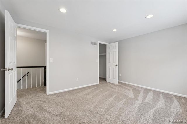 2728 Winter Park Court, Rochester Hills, MI 48309