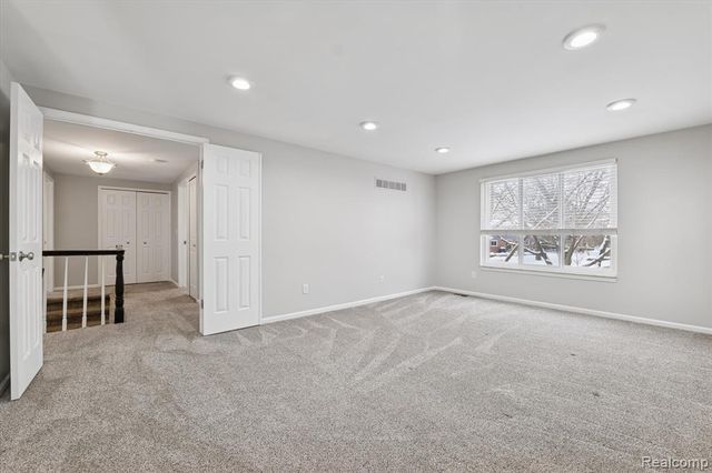 2728 Winter Park Court, Rochester Hills, MI 48309