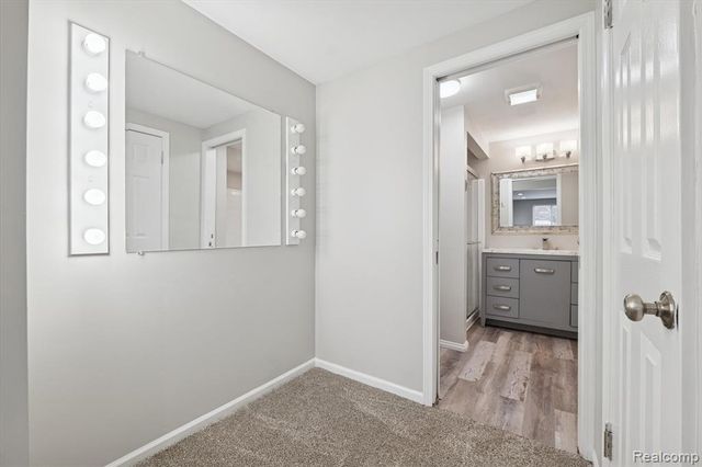 2728 Winter Park Court, Rochester Hills, MI 48309