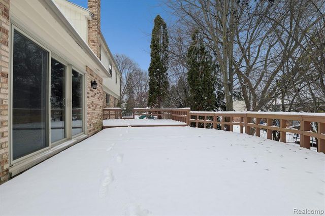 2728 Winter Park Court, Rochester Hills, MI 48309