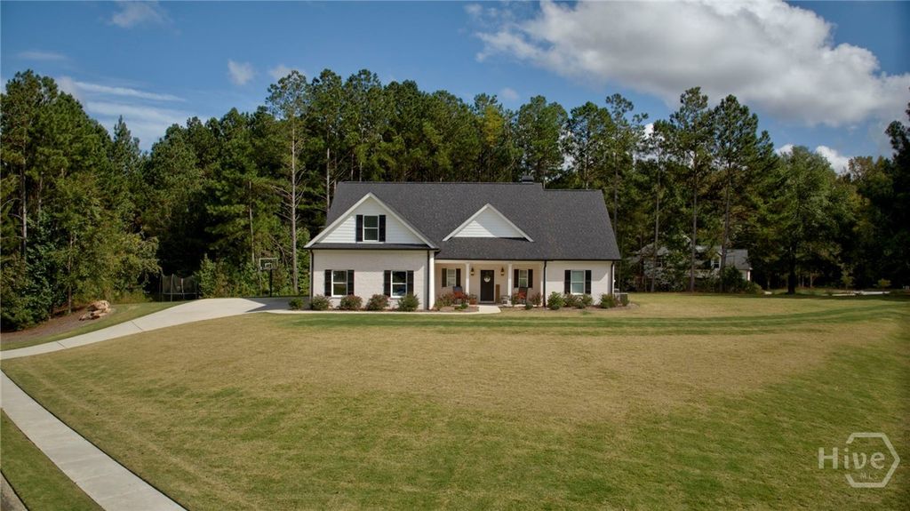 Image 1 of property listing at 1120 Pearl Way, Bogart, GA 30622