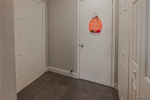 6640 Royal Parkway South, Lockport Town, NY 14094