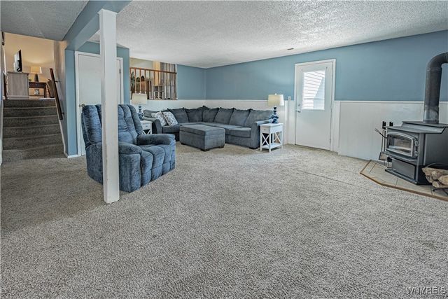 6640 Royal Parkway South, Lockport Town, NY 14094