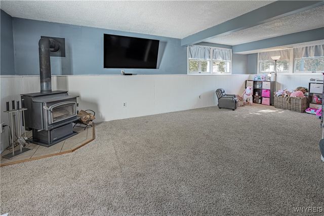 6640 Royal Parkway South, Lockport Town, NY 14094