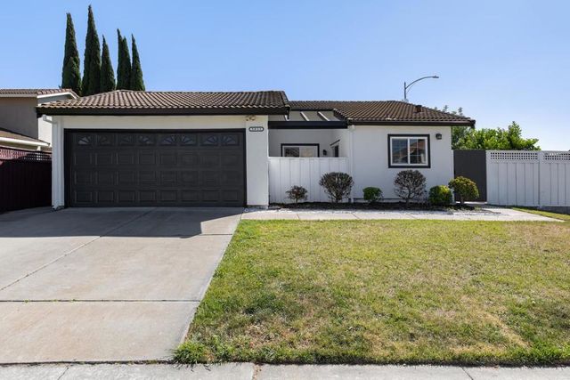 5911 Southview Drive, San Jose, CA 95138