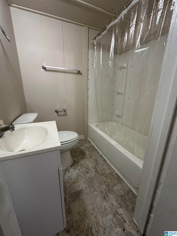 2225 19TH STREET N, Bessemer, AL 35020