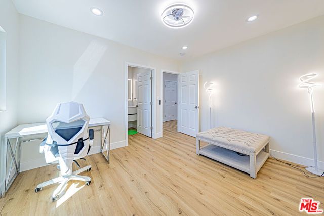 5633 La Mirada Avenue, Los Angeles, CA 90038