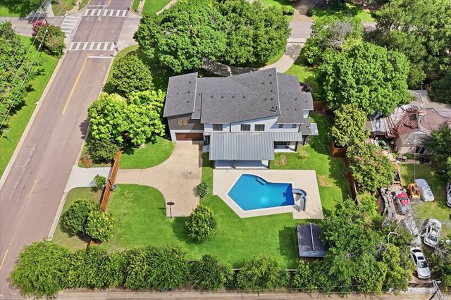 13693 Peyton Drive, Dallas, TX 75240