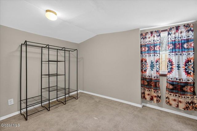 25 Corning Street, Colonie, NY 12205