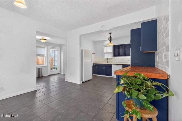 25 Corning Street, Colonie, NY 12205