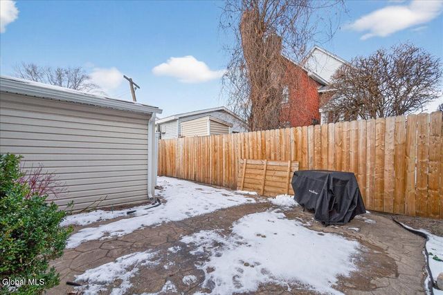 25 Corning Street, Colonie, NY 12205