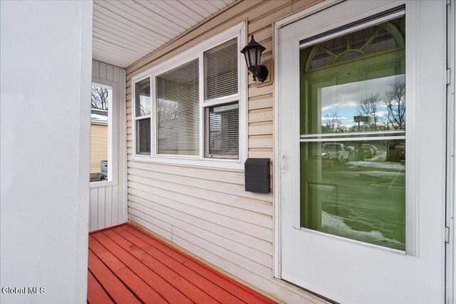 25 Corning Street, Colonie, NY 12205