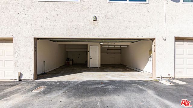 1203 Ramona Drive, Newbury Park, CA 91320