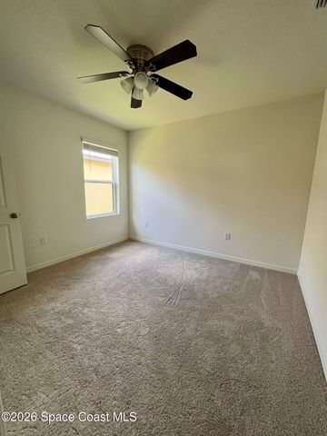 2183 Farmhouse Road SE, Palm Bay, FL 32909