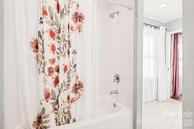 727 Thera Drive, Charlotte, NC 28206