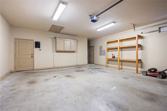 3805 Kangaroo Ct, Corpus Christi, TX 78414