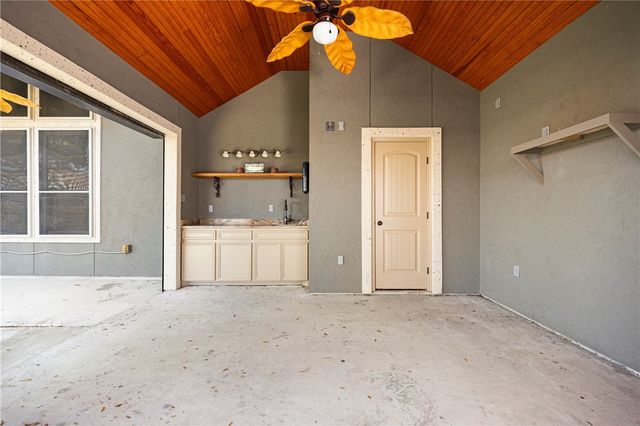 3805 Kangaroo Ct, Corpus Christi, TX 78414