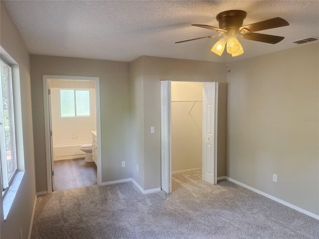 11345 SE 188TH AVENUE, Ocklawaha, FL 32179