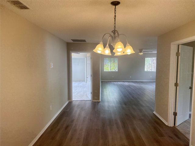 11345 SE 188TH AVENUE, Ocklawaha, FL 32179
