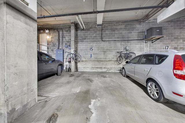 2300 N Commonwealth Avenue 2H, Chicago, IL 60614