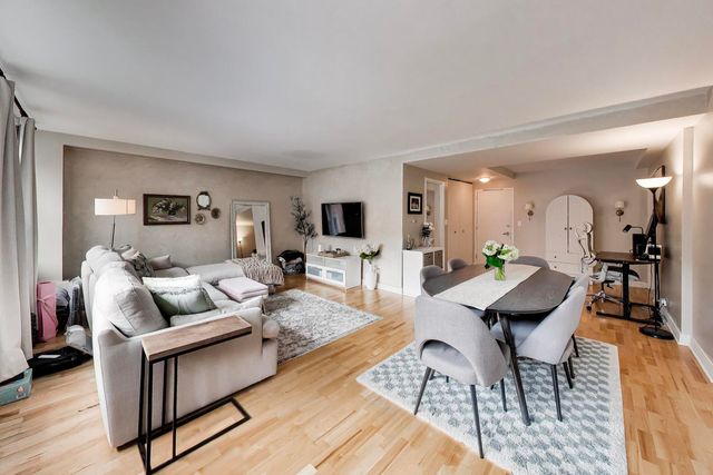 2300 N Commonwealth Avenue 2H, Chicago, IL 60614