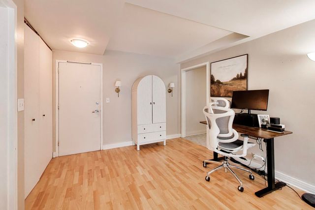 2300 N Commonwealth Avenue 2H, Chicago, IL 60614