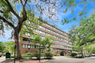 2300 N Commonwealth Avenue 2H, Chicago, IL 60614