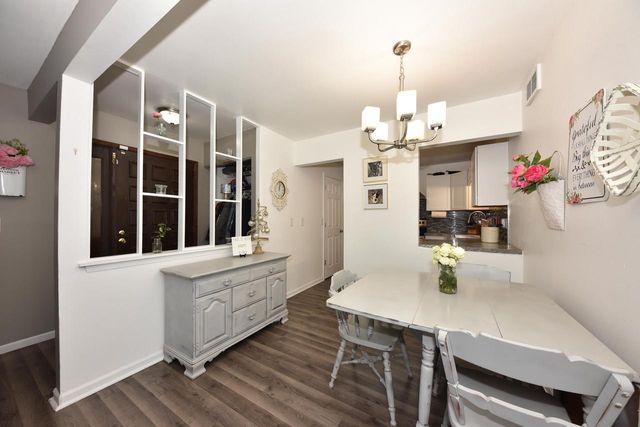 8643 N Servite DRIVE #112, Milwaukee, WI 53223