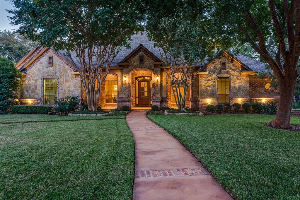 6128 Forest Lane, Fort Worth, TX 76112