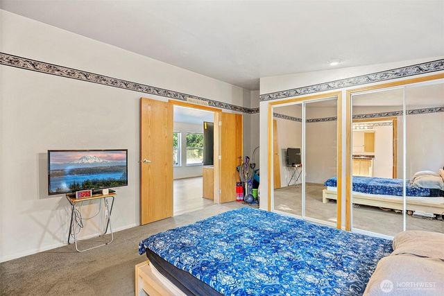 11905 Triviere Trail SE, Port Orchard, WA 98367