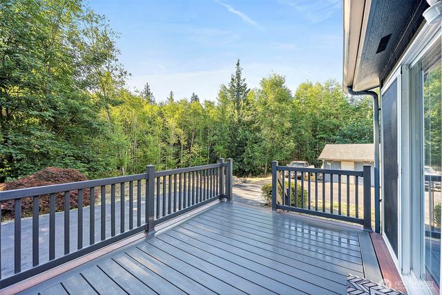 11905 Triviere Trail SE, Port Orchard, WA 98367