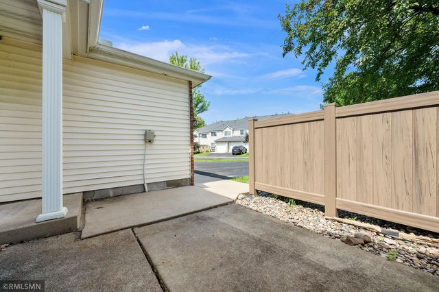 11240 Providence Lane, Eden Prairie, MN 55344
