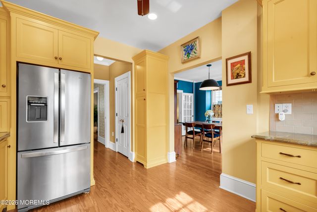 21 Lincoln Avenue, Rumson, NJ 07760