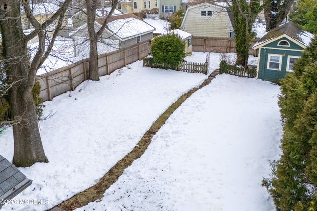 21 Lincoln Avenue, Rumson, NJ 07760