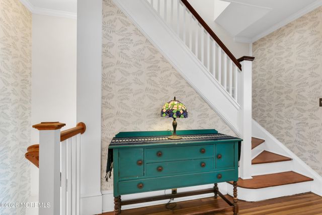 21 Lincoln Avenue, Rumson, NJ 07760