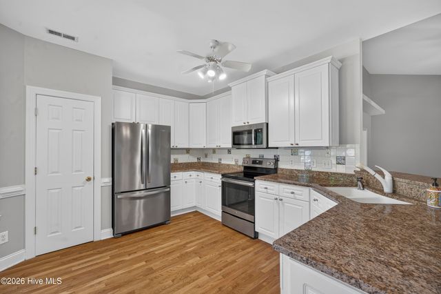 5428 Dunmore Road, Wilmington, NC 28409