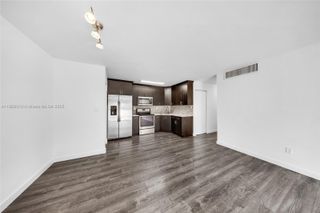4480 NW 79th Ave 2G, Doral, FL 33166