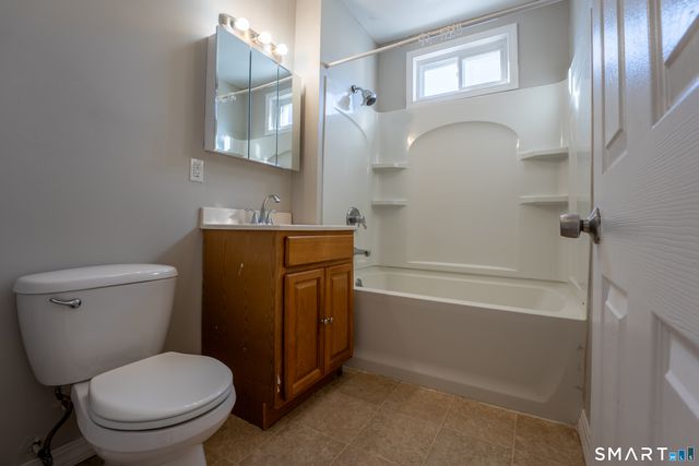 45 Boulanger Avenue 2nd Floor, West Hartford, CT 06110