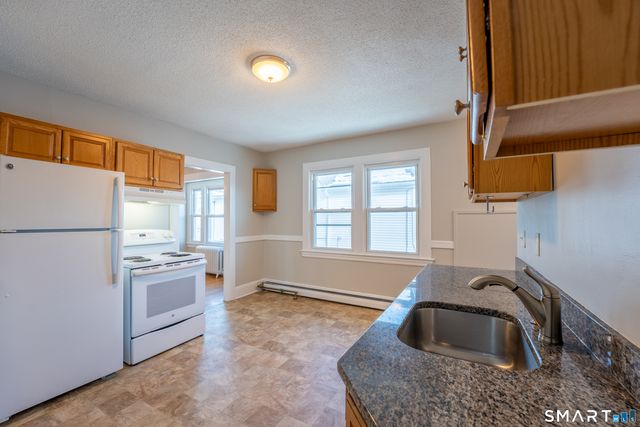 45 Boulanger Avenue 2nd Floor, West Hartford, CT 06110