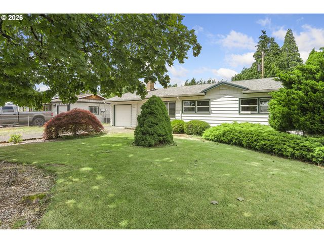 17937 Se LINCOLN St, Portland, OR 97233