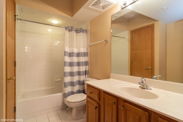 200 W Campbell Street 501, Arlington Heights, IL 60005